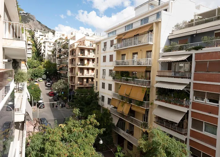 Phaedrus Living Luxury Penthouse Ploutarchou