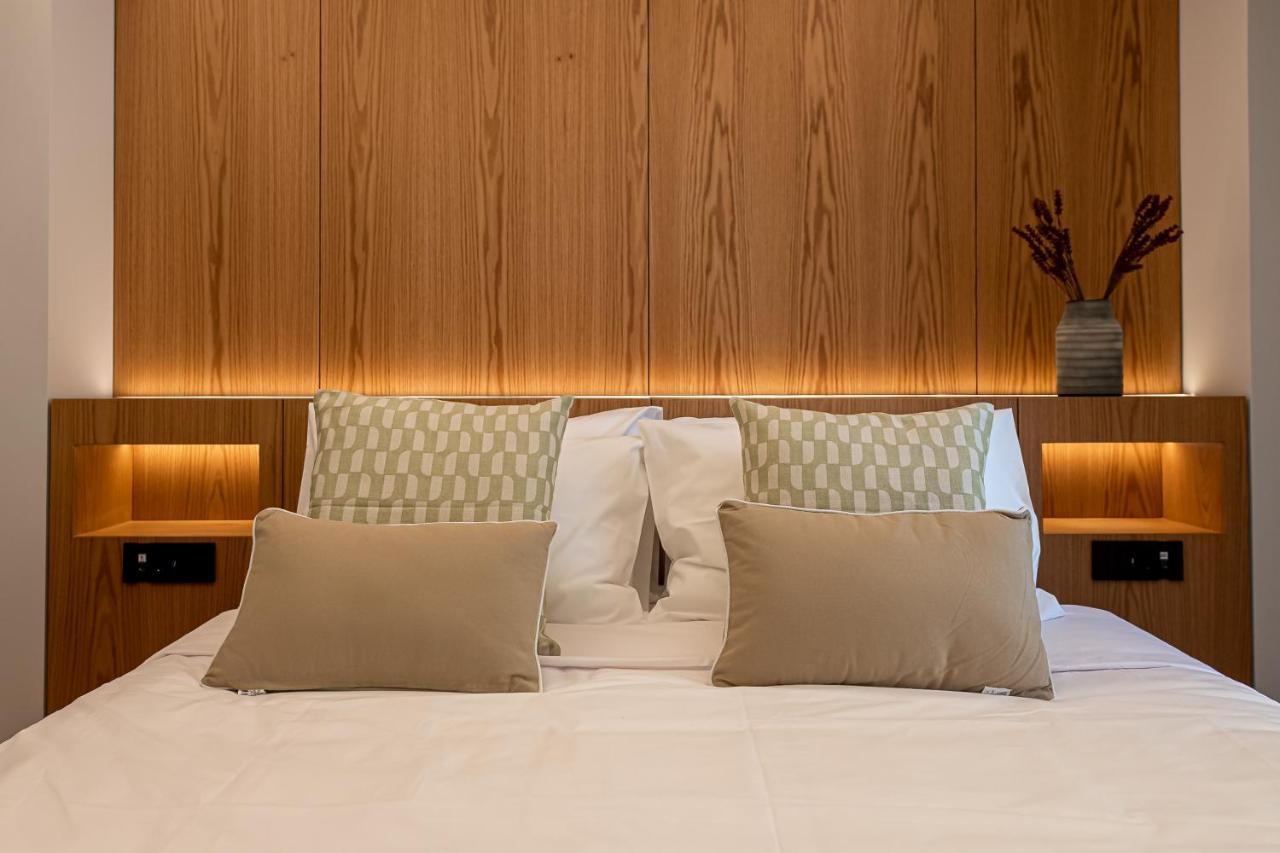Phaedrus Living Luxury Penthouse Ploutarchou Apartment *
