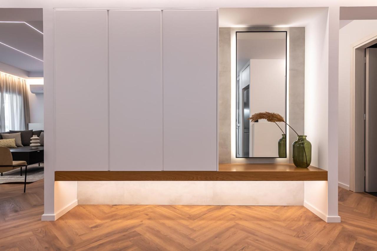 Phaedrus Living Luxury Penthouse Ploutarchou Apartment