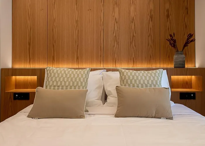 Phaedrus Living Luxury Penthouse Ploutarchou